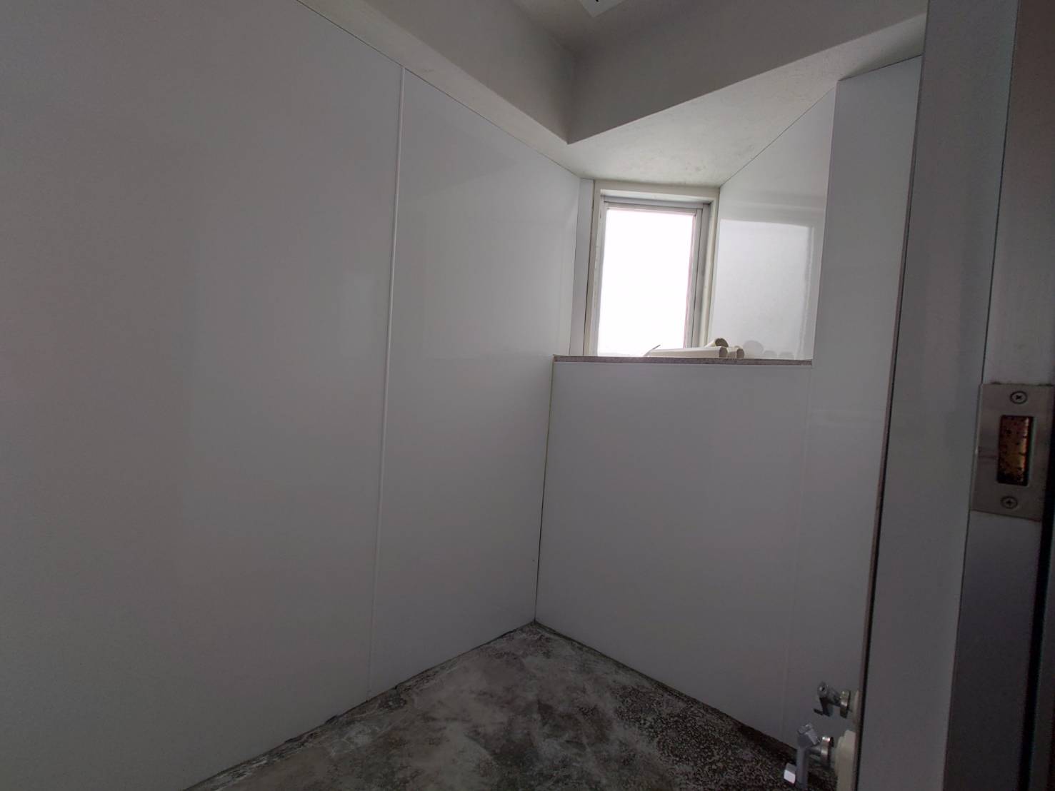 浴室改修全面パネル貼り After