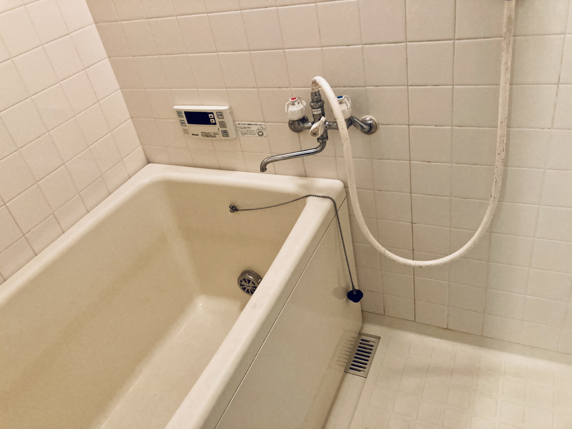 白河リペアナビ 汚れたバスタブのイメージ画像